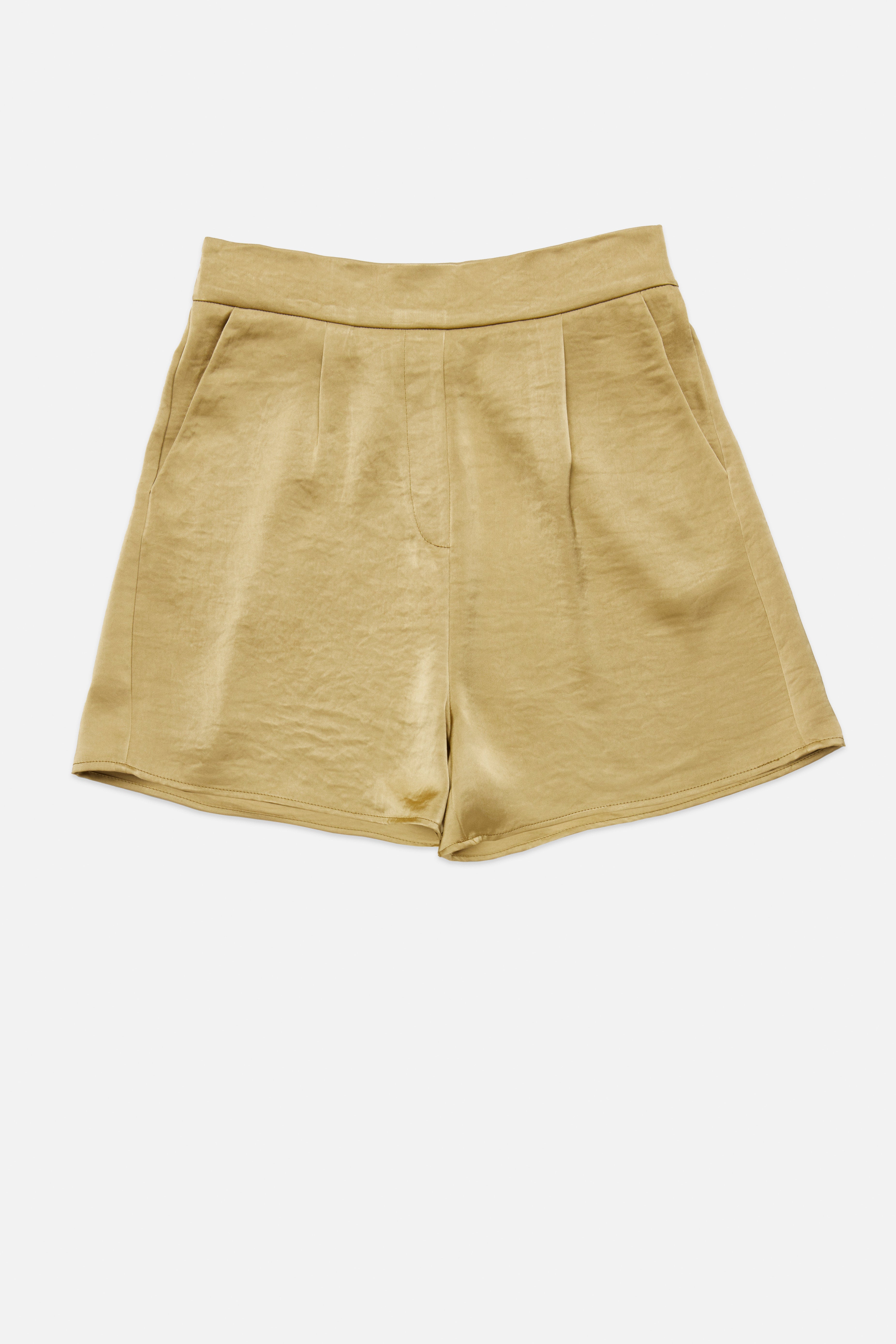 POUSOS SHORTS