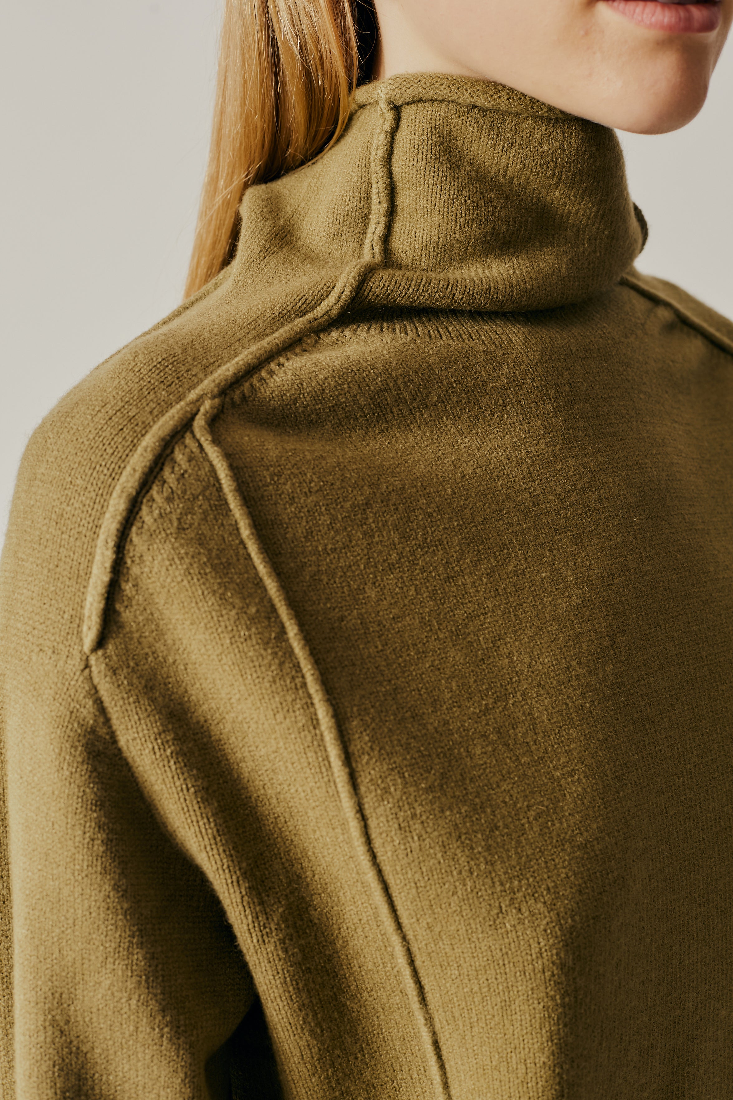 MONARDA TURTLENECK SWEATER