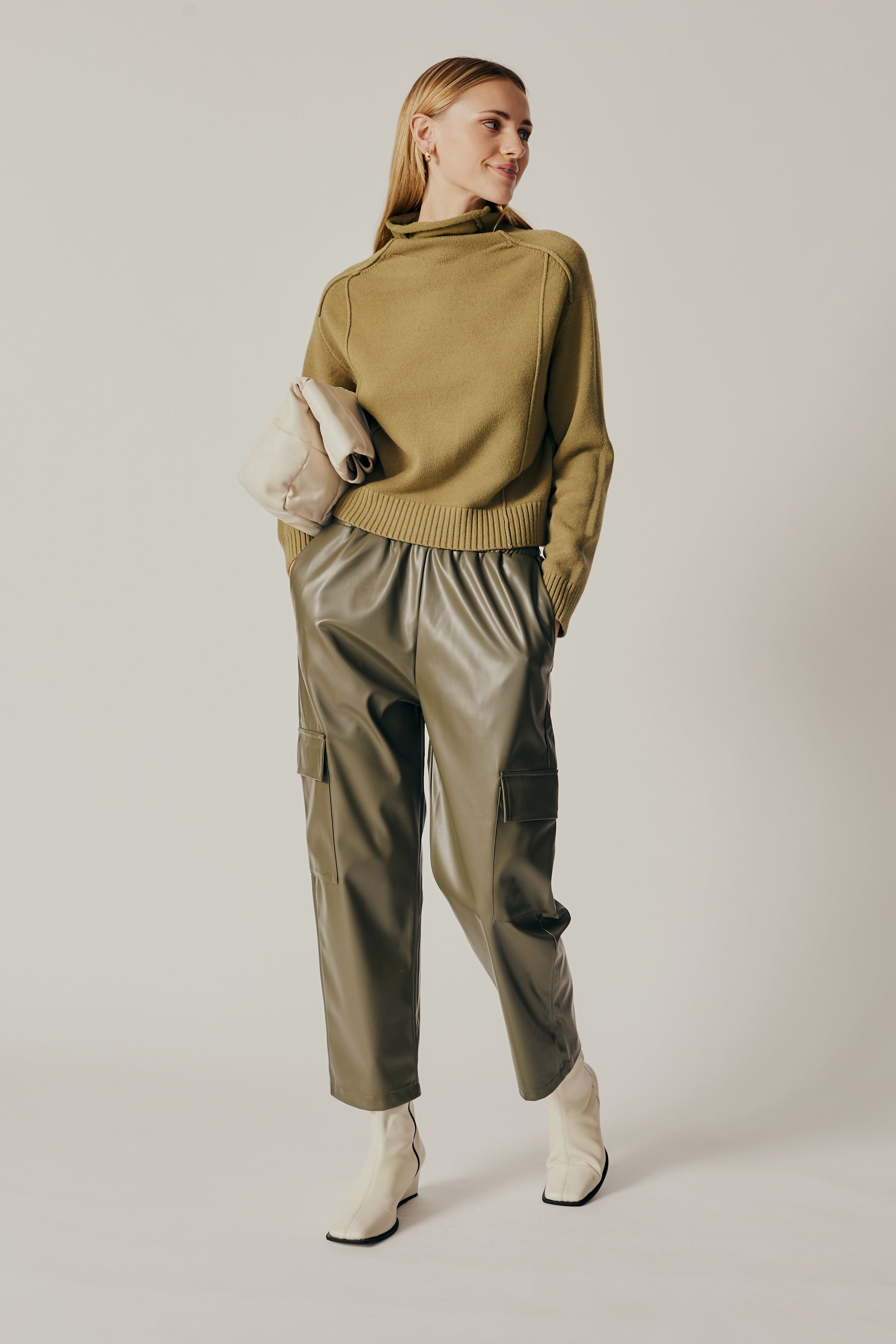 MONARDA TURTLENECK SWEATER