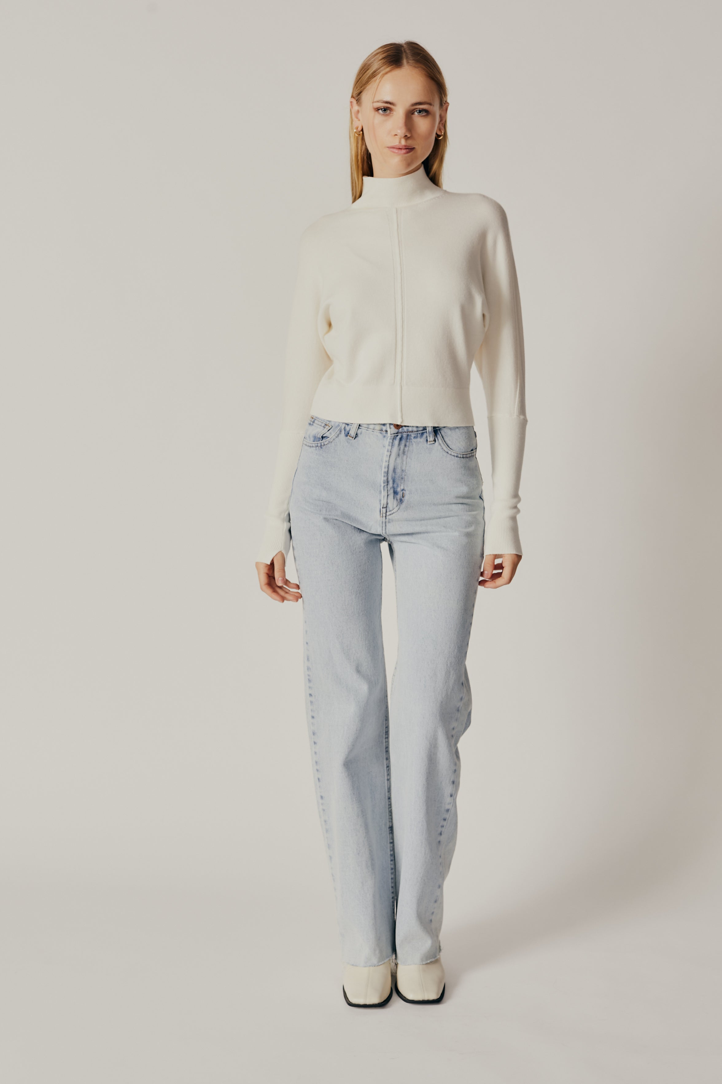 CAMPANULA TURTLENECK SWEATER