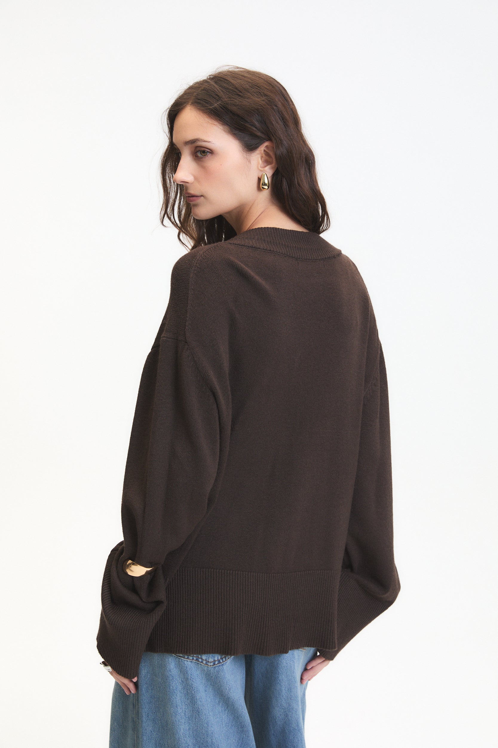 ASCLEPIAS V NECK SWEATER