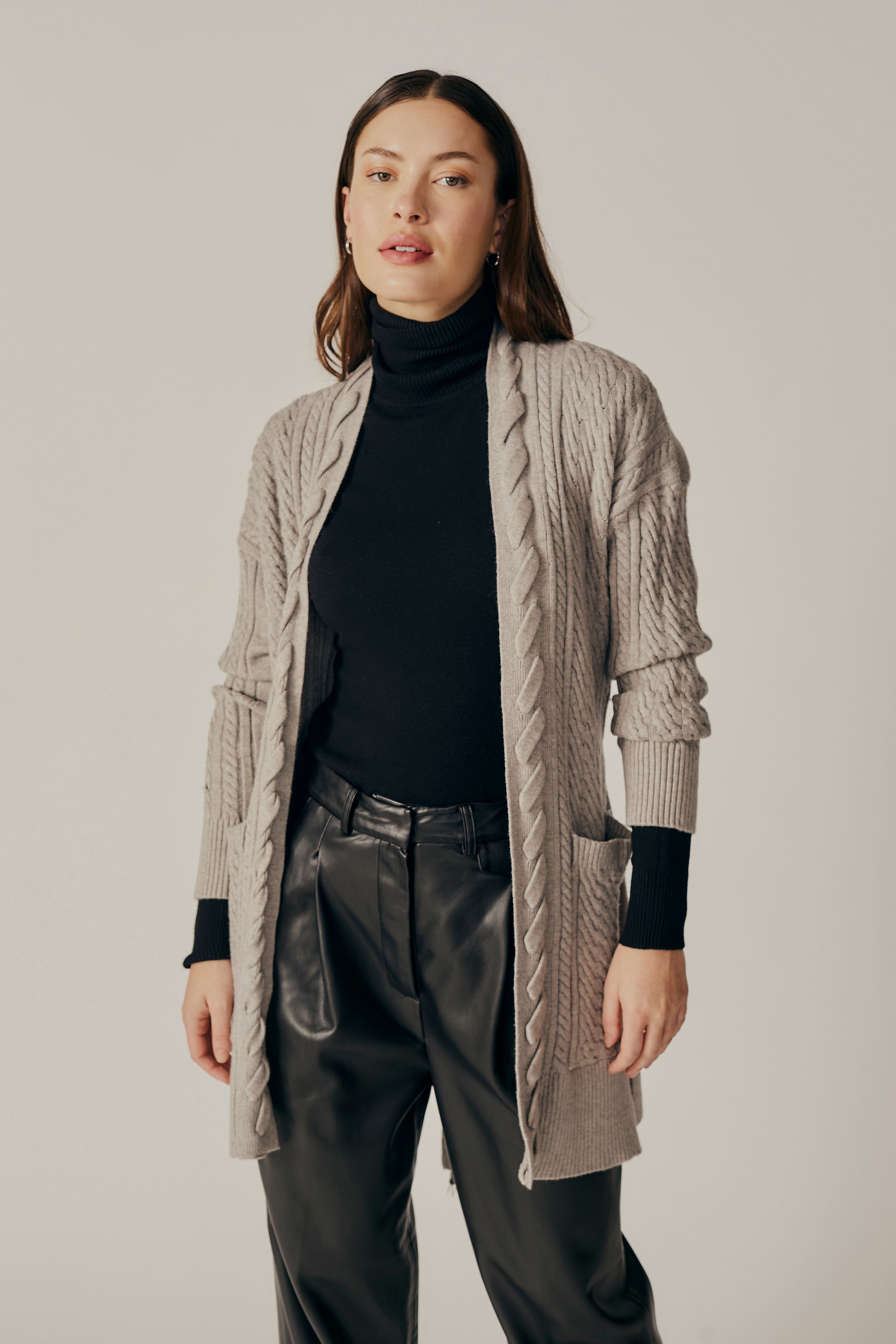 JUNIPERUS CABLE KNIT CARDIGAN