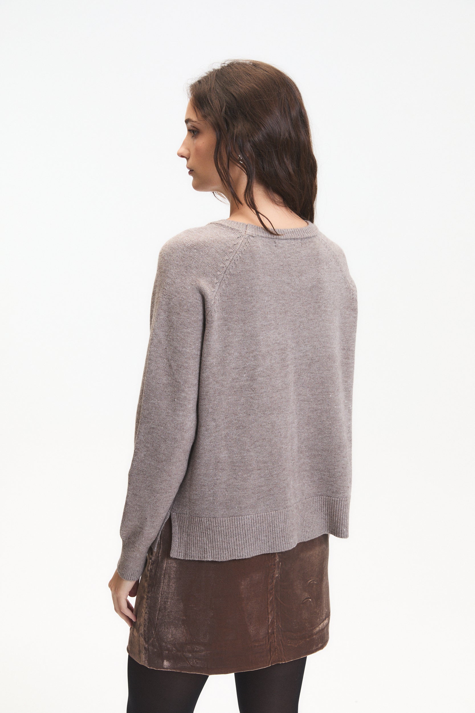 BEGONIA SWEATER