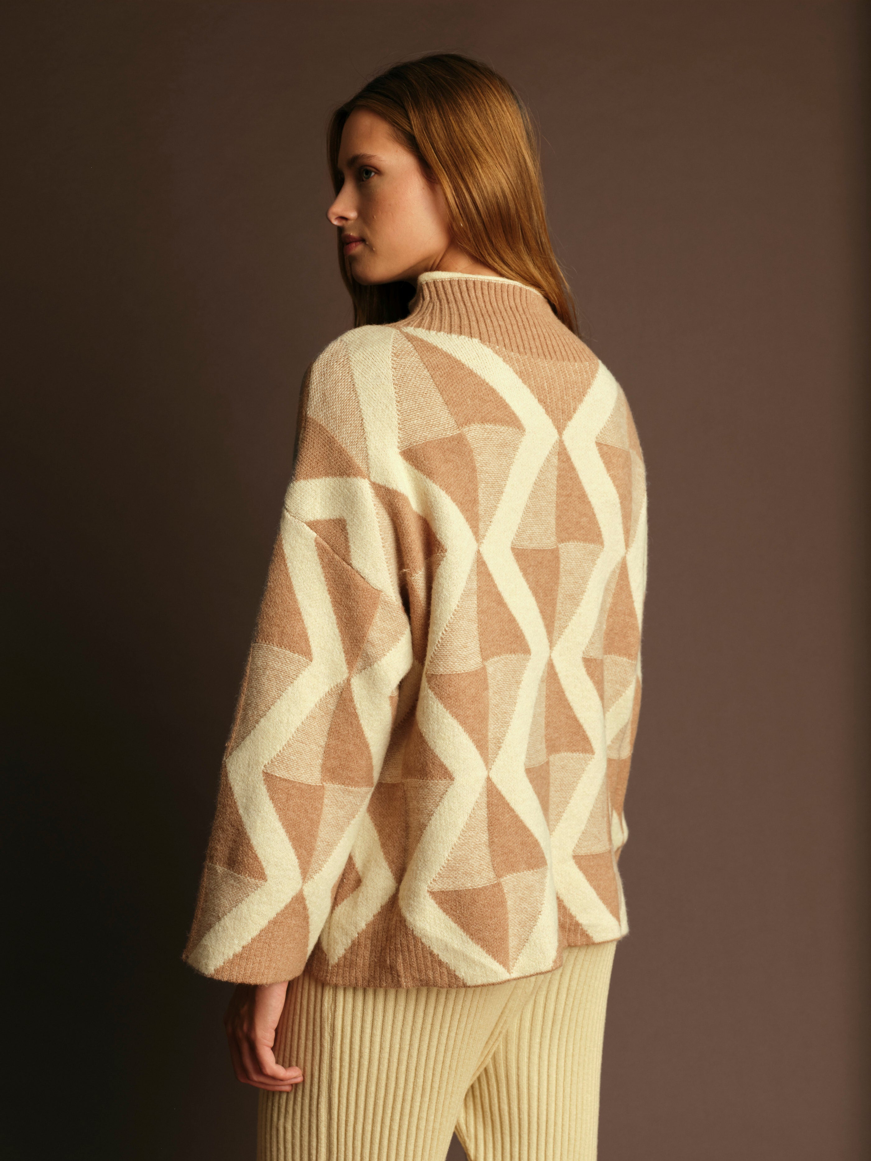 TROY TURTLENECK SWEATER