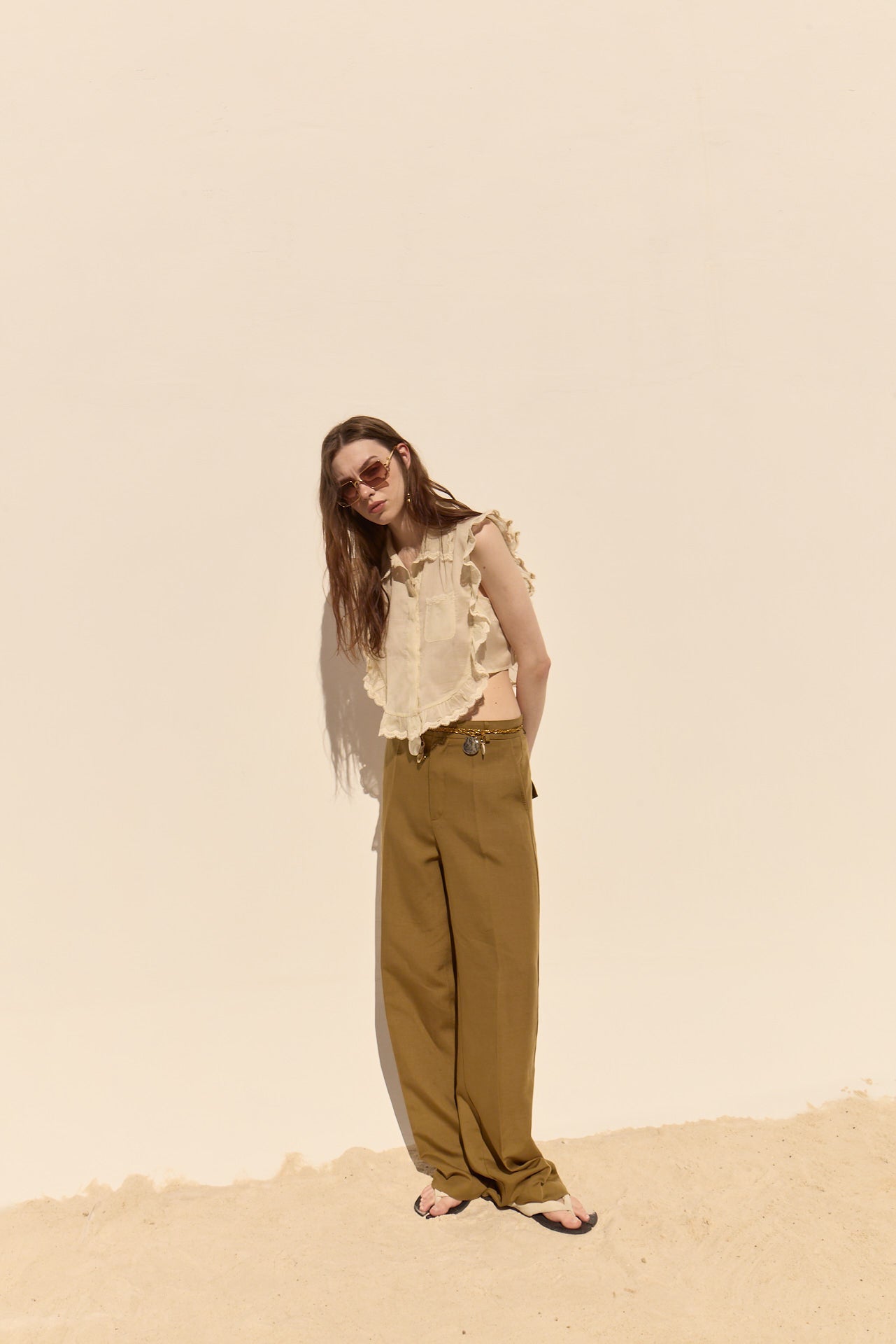INSUA SLEEVELESS SHIRT