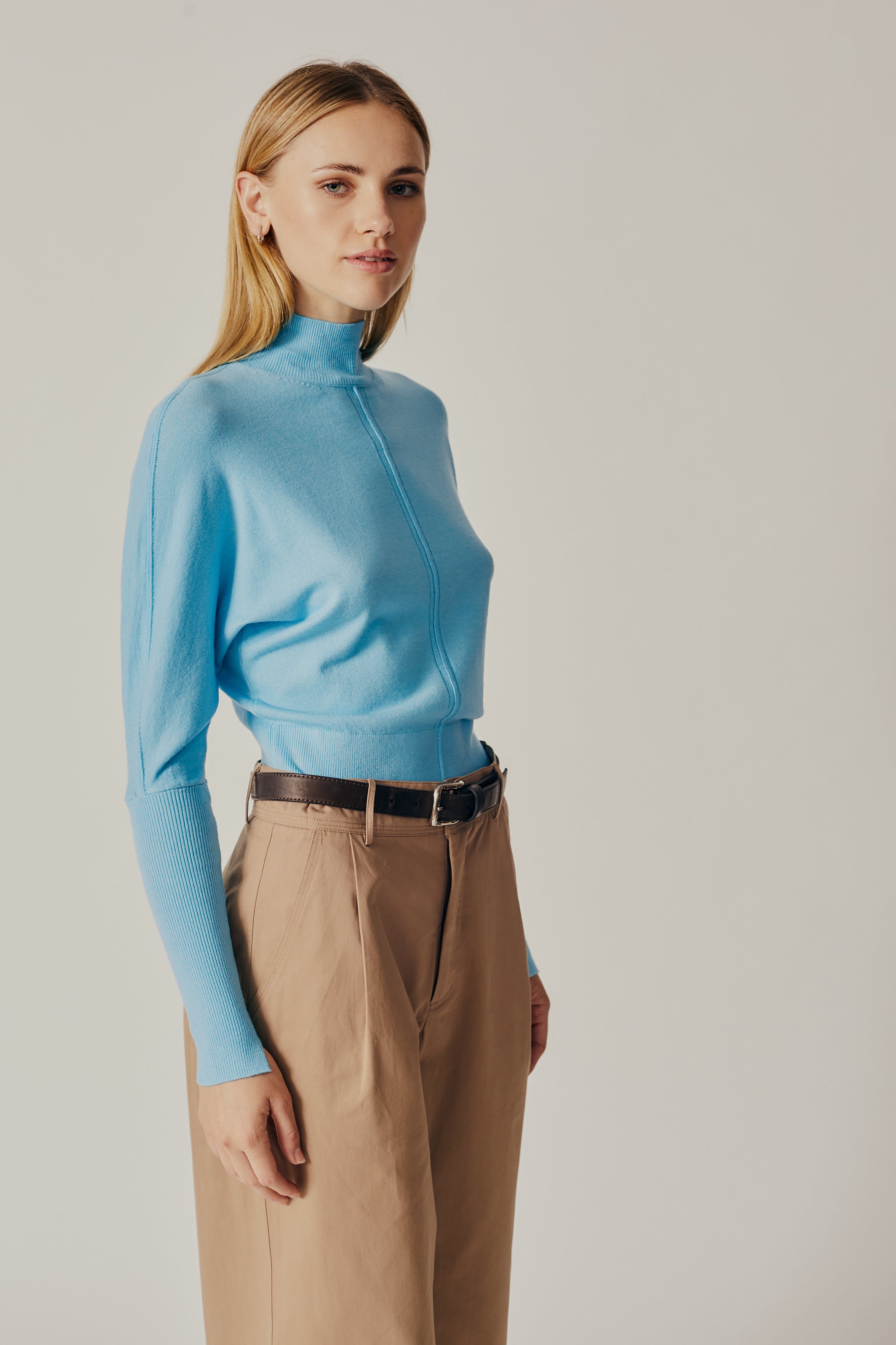 CAMPANULA TURTLENECK SWEATER