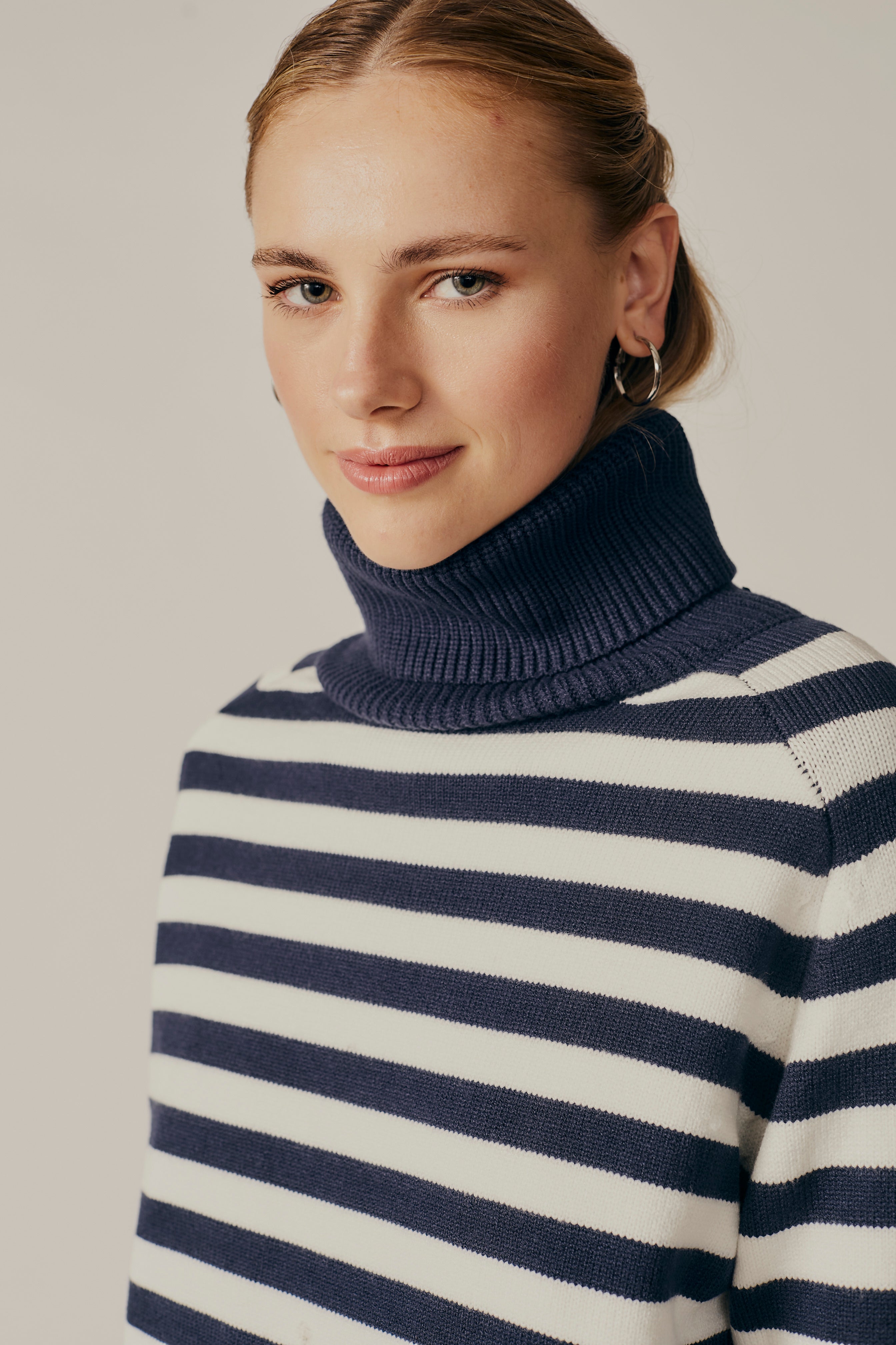 PUGLIESE STRIPED TURTLENECK SWEATER