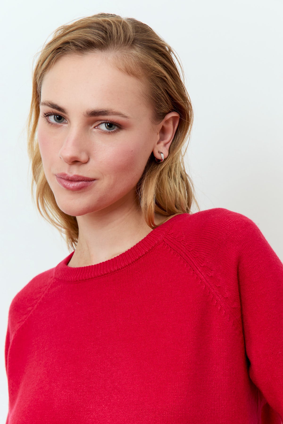 BEGONIA SWEATER