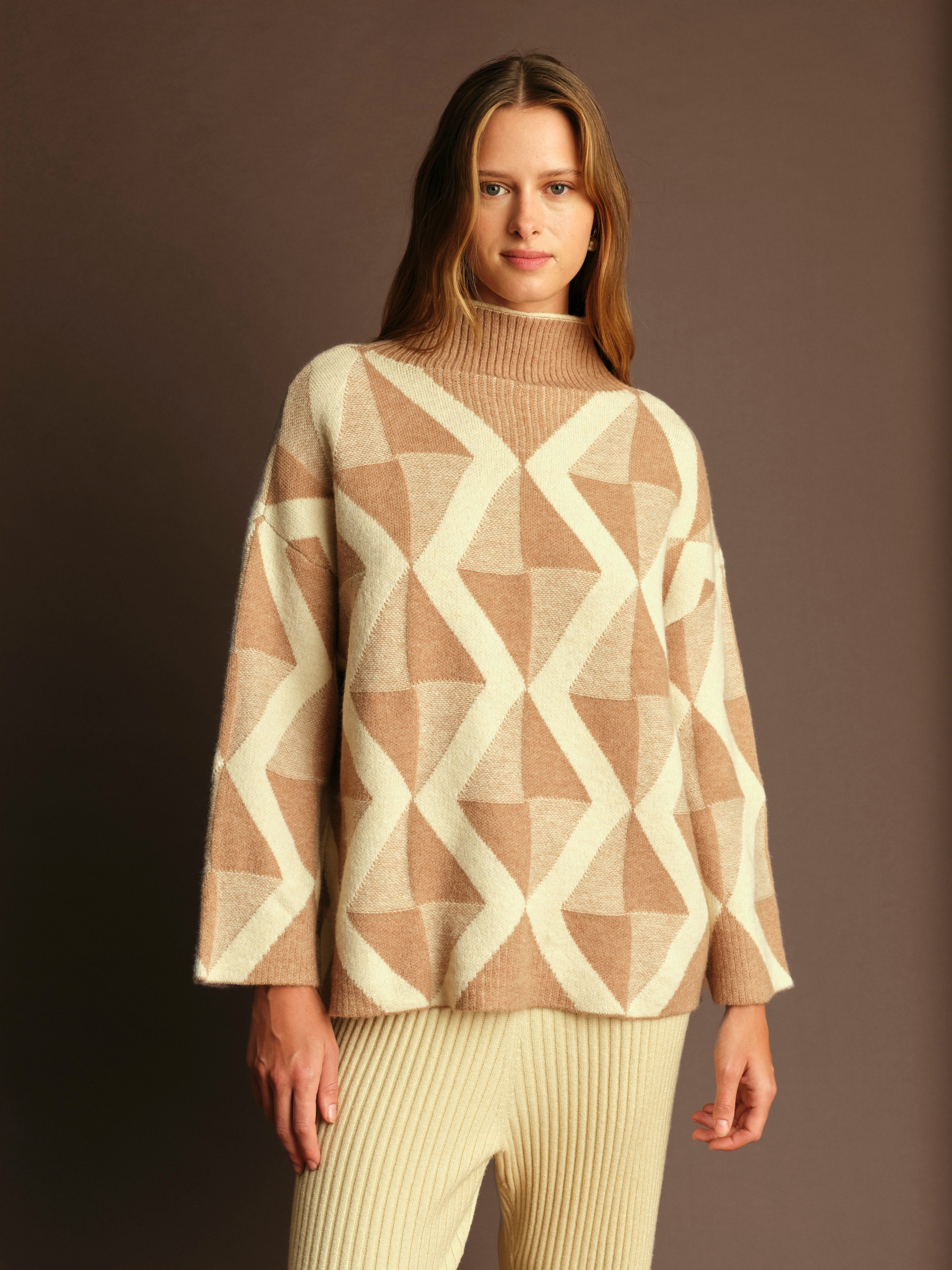 TROY TURTLENECK SWEATER