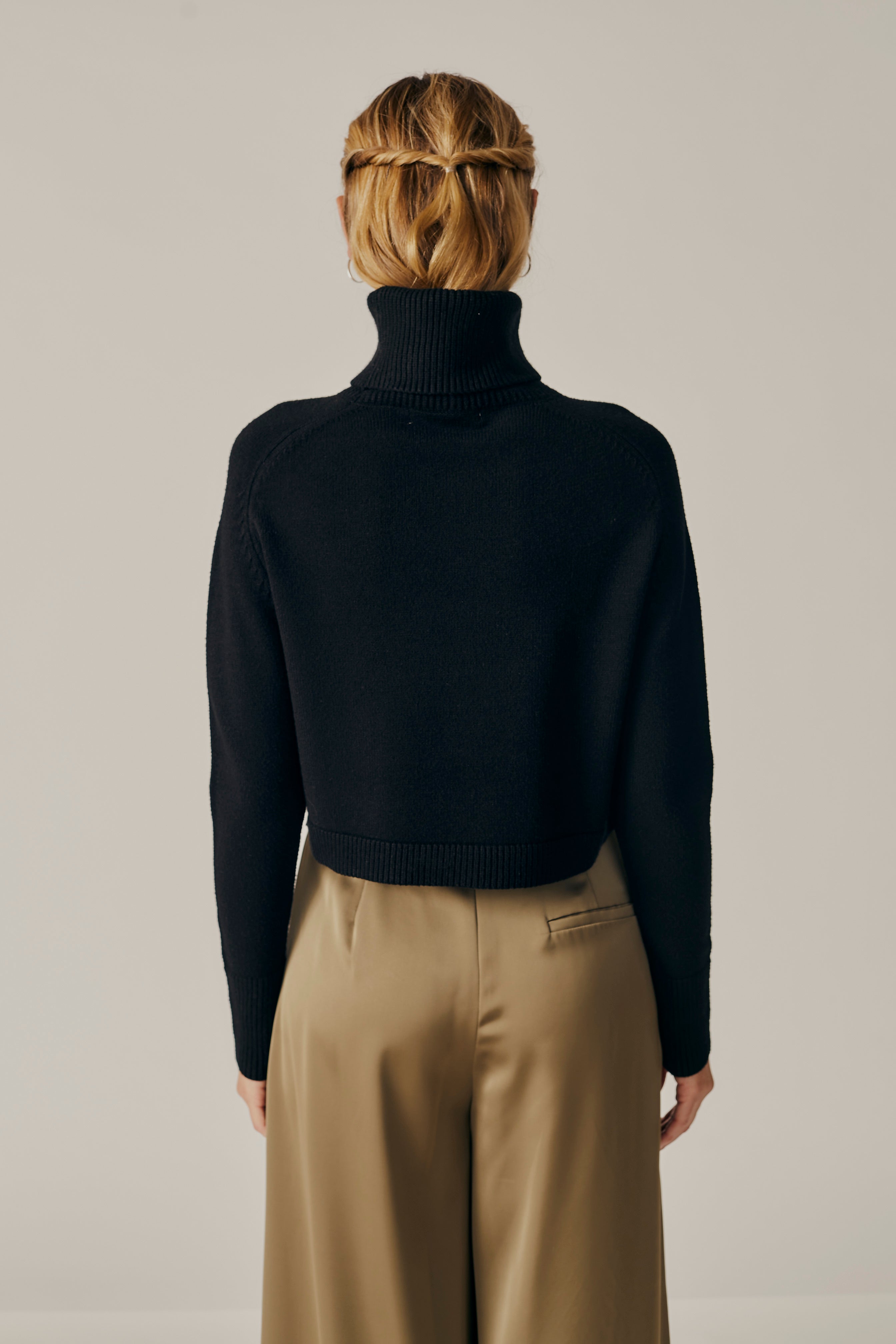 PUGLIESE TURTLENECK SWEATER