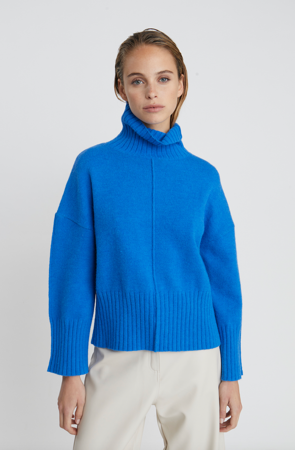 Hatfield Turtleneck Sweater